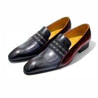 Men's business casual slip-on leather shoes with carved patterns - Thumbnail 3