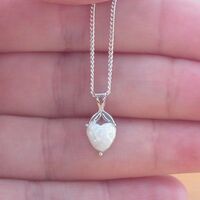 BOXED GIFT SET/Sterling Silver White Opal Heart Pendant & Chain/Opal Heart Necklace UK/Opal Jewellery/Opal Jewelry/October Birthstone/UK - Thumbnail 3