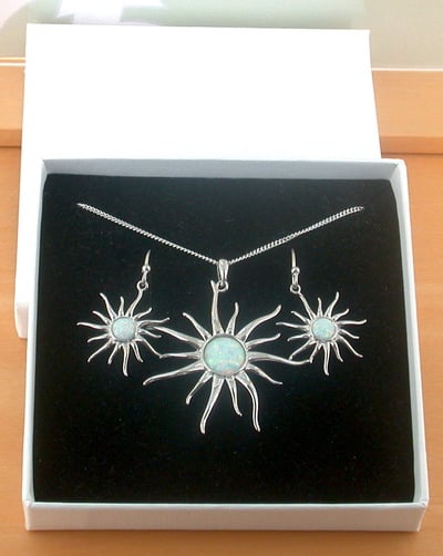 BOXED GIFT SET/Sterling Silver White Opal Sun Pendant & Chain/Silver Opal Necklace UK/Opal Jewellery/Opal Jewelry/Opal Earrings/UK