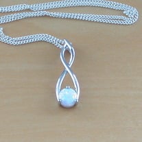 925 White Opal Pendant & 18" Silver Chain/White Opal Necklace/Opal Jewellery/Opal Jewelry/Opal Jewelery/October Birthstone/Opal Gemstone/925