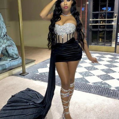 Sexy short homecoming dress with beadings