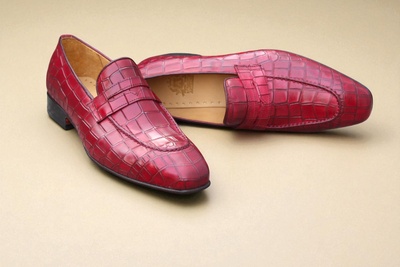 Crafted Leather Classic Men Burgundy Crocodile Leather Loafers Dress Shoes