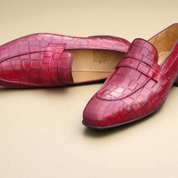 Crafted Leather Classic Men Burgundy Crocodile Leather Loafers Dress Shoes - Thumbnail 1