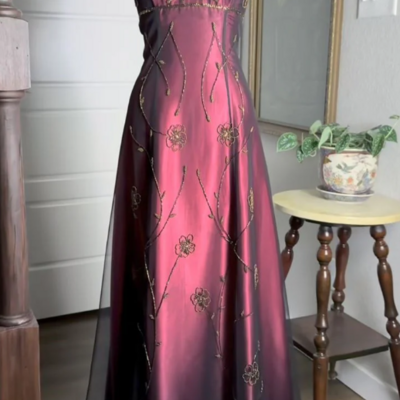 Vintage halter burgundy a-line prom dresses with beading 