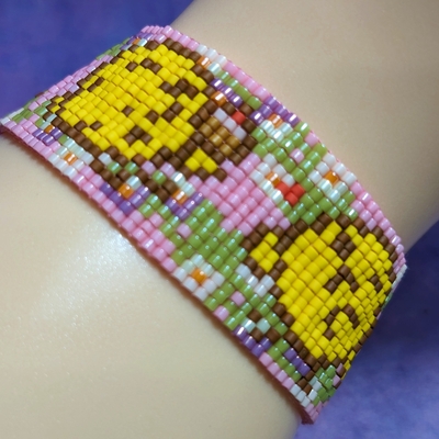 Pixel bracelet - love-gifting friends
