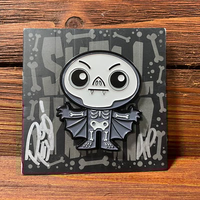 Skell yeah batwings ap pin