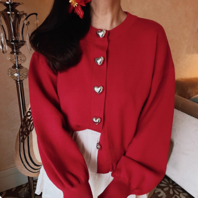 Fashionable heart-shaped button puffy long-sleeved knitted jacket
