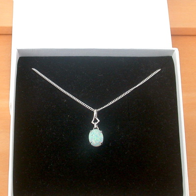 Boxed gift/925 white opal pendant & 18 inch silver chain/sterling silver opal necklace/opal jewellery/opal jewelry/u.k