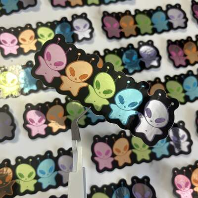 Alien buds sticker