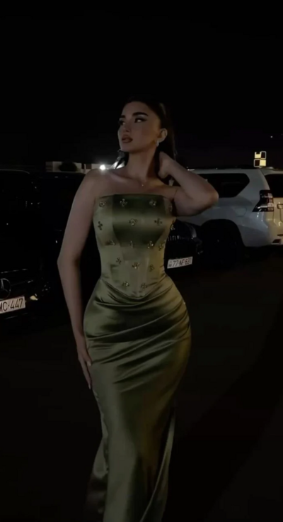 Charming Strapless Green Beads Satin Long Prom Dress