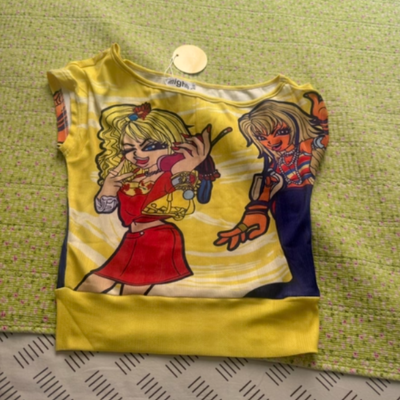 Y2k millennial gal harajuku shibuya subculture print asymmetrical off-shoulder top - Thumbnail 1