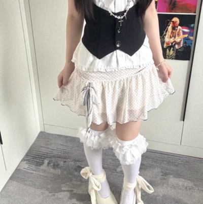 Sexy contrasting polka dot ruffled ribbon skirt
