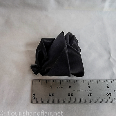 Loose satin rose - large