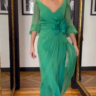 Long sleeves green v neck chiffon evening dresses