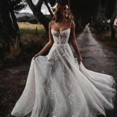 Spaghetti straps boho tulle beach wedding dresses 