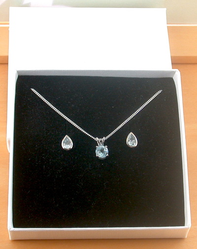 BOXED GIFT SET/Blue Topaz Solitaire Pendant & 18" Silver Chain/Blue Topaz Necklace/Topaz Jewellery/Topaz Earrings/November Birthstone/UK