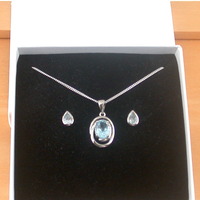 BOXED GIFT SET/Sterling Silver Blue Topaz Pendant & 18" Silver Chain/Sterling Silver Topaz Necklace/Topaz Jewellery/Topaz Jewelry/UK - Thumbnail 10