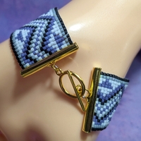 Pixel Bracelet - Ace (Tri)Force - Thumbnail 3