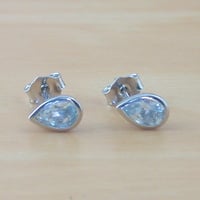 BOXED GIFT SET/Sterling Silver Blue Topaz Teardrop Pendant & Chain/Blue Topaz Necklace/Topaz Jewellery/Topaz Jewelry/November Birthstone/UK - Thumbnail 4