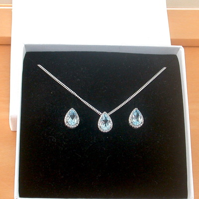 Boxed gift set/sterling silver blue topaz & cz pendant & chain/blue topaz necklace/topaz jewellery/topaz jewelry/november birthstone/uk