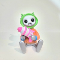 Alien Invader Robot Resin Art Toy Figure - Thumbnail 2