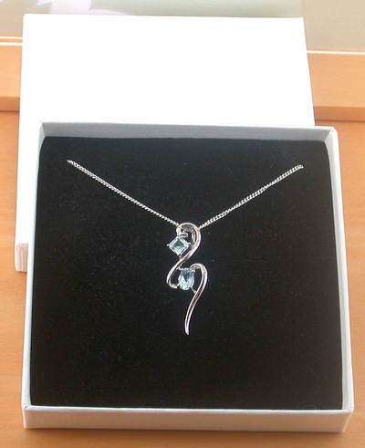 BOXED GIFT/Sterling Silver Blue Topaz Pendant & 18" Silver Chain/Sterling Silver Topaz Necklace/Topaz Jewellery/Topaz Jewelry/UK