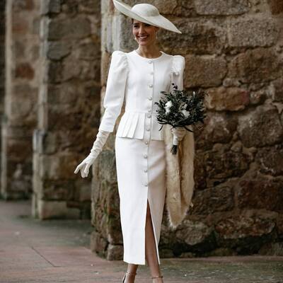 Elegant wedding dress, tea-length bridal dress bridal gown