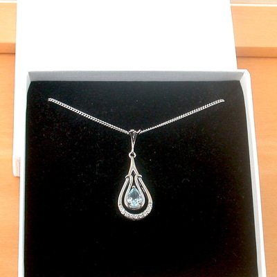 Boxed gift/sterling silver blue topaz & cz pendant & chain/blue topaz necklace/topaz jewellery/topaz jewelry/november birthstone/uk