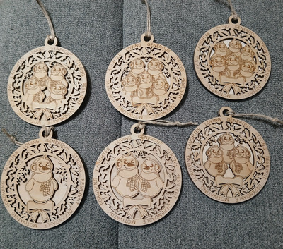 #86 Snowman Family Ornament