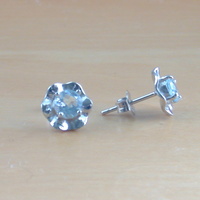 BOXED GIFT/Sterling Silver Blue Topaz Earrings/Topaz Flower Earrings/Topaz Studs/Topaz Jewellery/Topaz Jewelry/UK - Thumbnail 2