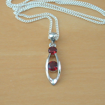 925 garnet pendant & 18" silver chain/garnet necklace/red garnet jewellery/garnet jewelry/garnet jewelery/january birthstone/silver garnet - Thumbnail 5