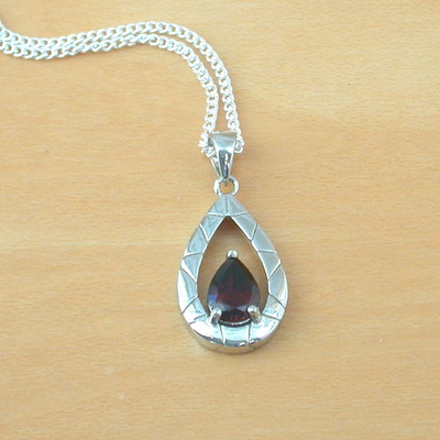 Sterling silver garnet teardrop pendant & chain/garnet necklace/garnet jewellery/garnet jewelry/gemstone necklace/uk - Thumbnail 4
