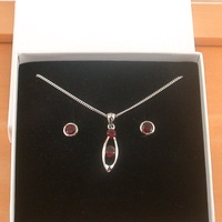 BOXED GIFT SET/Garnet Pendant & 18" Silver Chain/Garnet Necklace/Red Garnet Jewellery/Garnet Jewelry/Garnet Jewelery/Garnet Earrings/UK - Thumbnail 9
