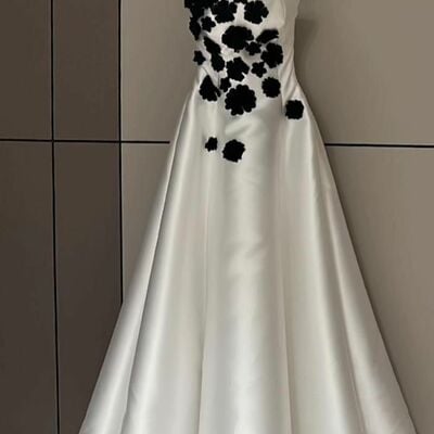 Vintage a line black and white wedding dress bridal gown wedding gown