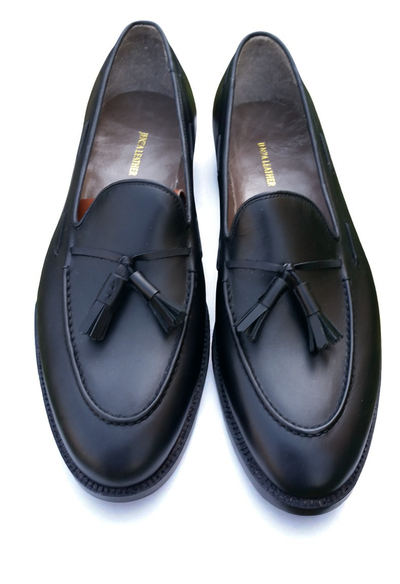 Crafted Leather Classic Men Black Calf Leather Tassel Loafers Dress Shoes
