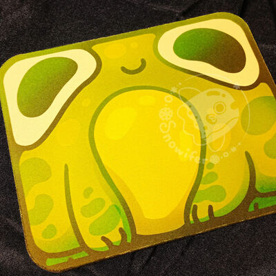Squished frog mousepad
