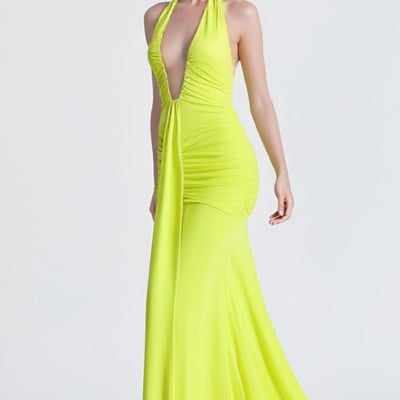 Elegant halterneck v-neck open back lace-up maxi dress with gathered skirt