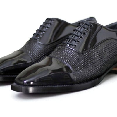 Crafted leather classic black patent / woven leather oxford lace up dress shoes - Thumbnail 1