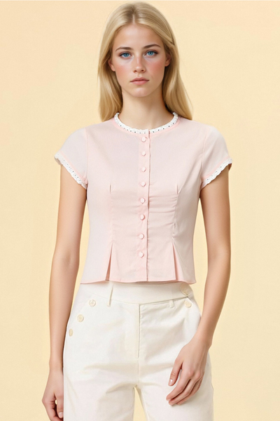 Retro and fresh slim fit round neck lace top with small flying sleeves