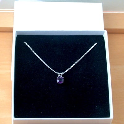 Boxed gift/amethyst solitaire pendant & 18" silver chain/amethyst necklace/amethyst jewellery/amethyst jewelery/february birthstone/uk