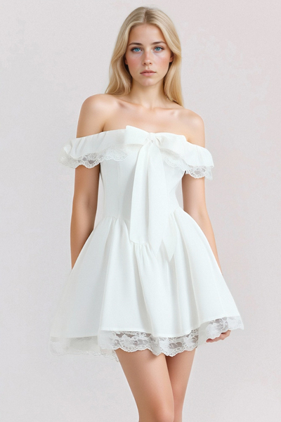 One-shoulder flying sleeves and lace bow waist puffy dress