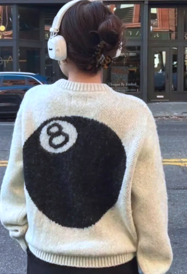 NO.8 BALL SWEATER