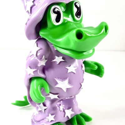 Fov stashie - full size lavender orchid w/ white stars