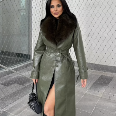 Luxury leather jacket with fur trim – timeless style & warmth