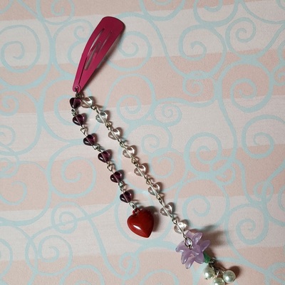 Lovedrug barrette charm