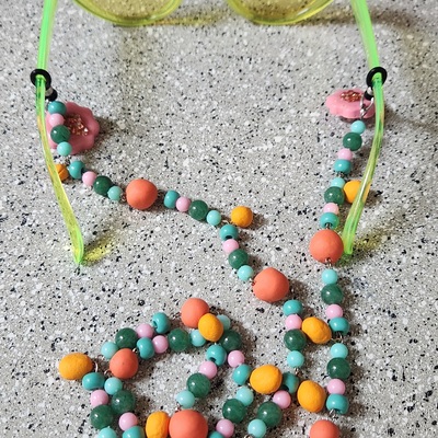 Wildflower and barley glasses chain