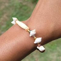 TRIBAL SEASHELL BRACELET 🐚 READY-MADE 🎨 (7 & 1/2 INCHES) By Nubian Collection Artwear 👑  - Thumbnail 1