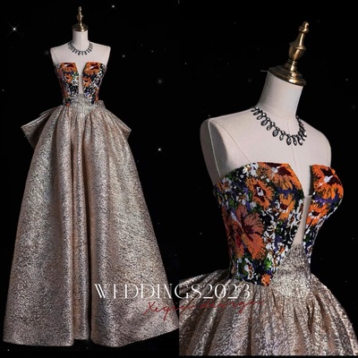 Elegant Off-Shoulder Glitter Evening Gown, Strapless Prom Dress, Sparkly A-Line Formal Dress, Luxury Party Gown, Dress for Special Occasions