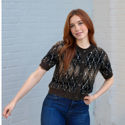 Fashionable diamond pattern short-sleeved knitted jacket