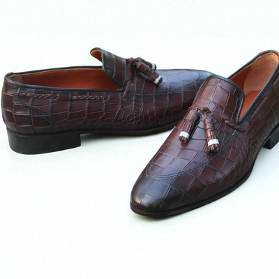 Crafted leather tassel loafers shoes in burgundy crocodile leather hand-stitched - Thumbnail 3